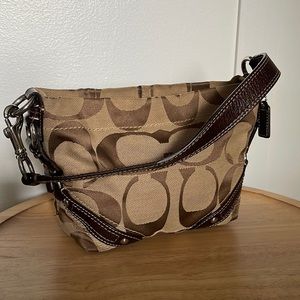 Coach signature shoulder bag small
